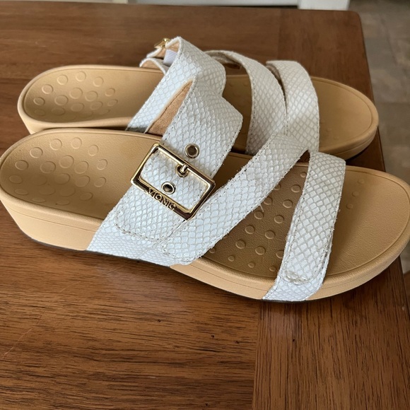 Vionic Pacific Rio Women's White Lizard Platform Sandals Size 9 - Picture 14 of 14